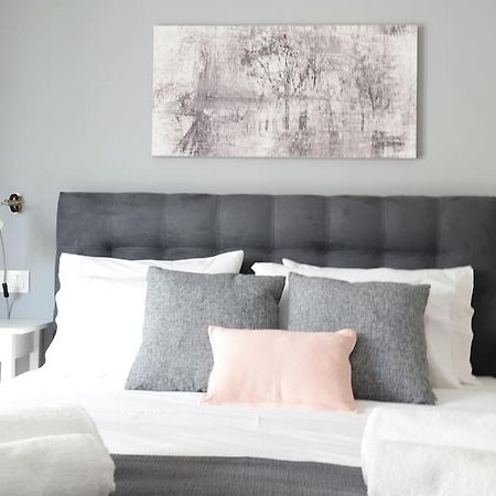 아테네 Bright Flat Near The Acropolis By Upstreet 아파트 외부 사진